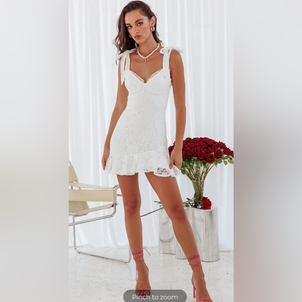 NWT Selfie Leslie Lace Mini Dress XS